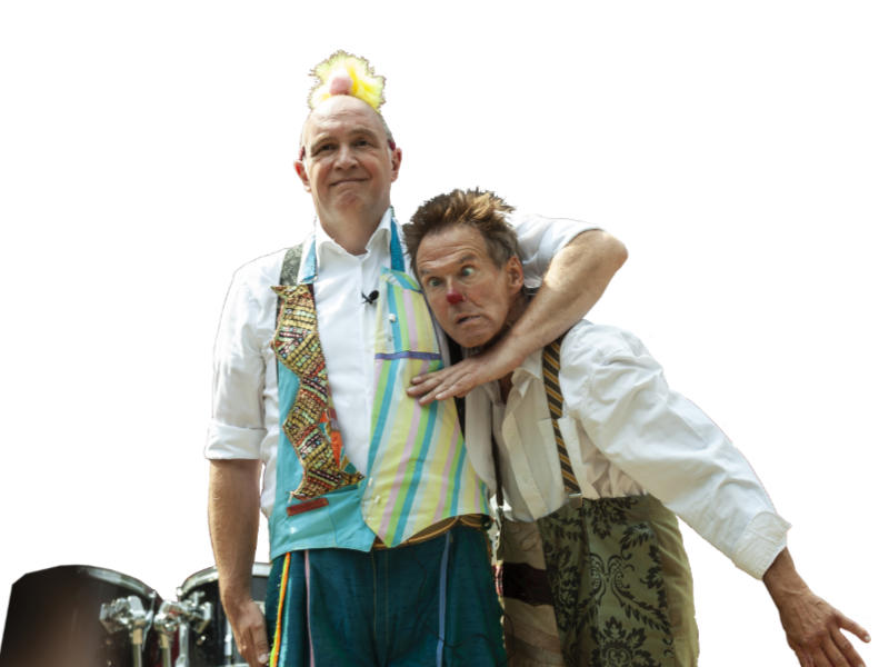 Klem in de arm van een levende pop