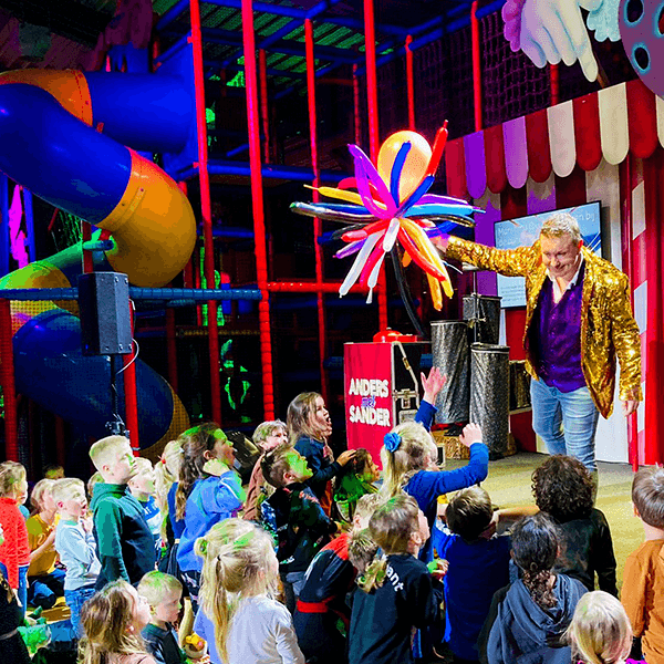 Kindershow Anders met Sander: Lachen Geblazen